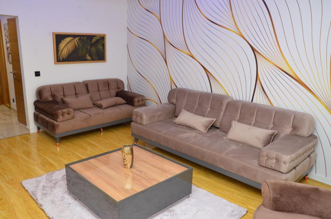 Centar 5 Star Apartment Kraljevo Exterior foto