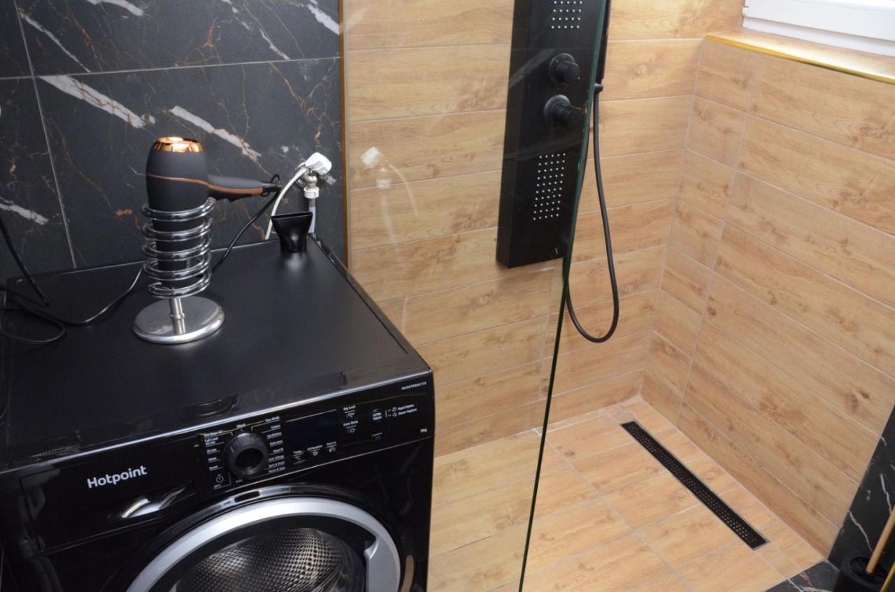 Centar 5 Star Apartment Kraljevo Exterior foto