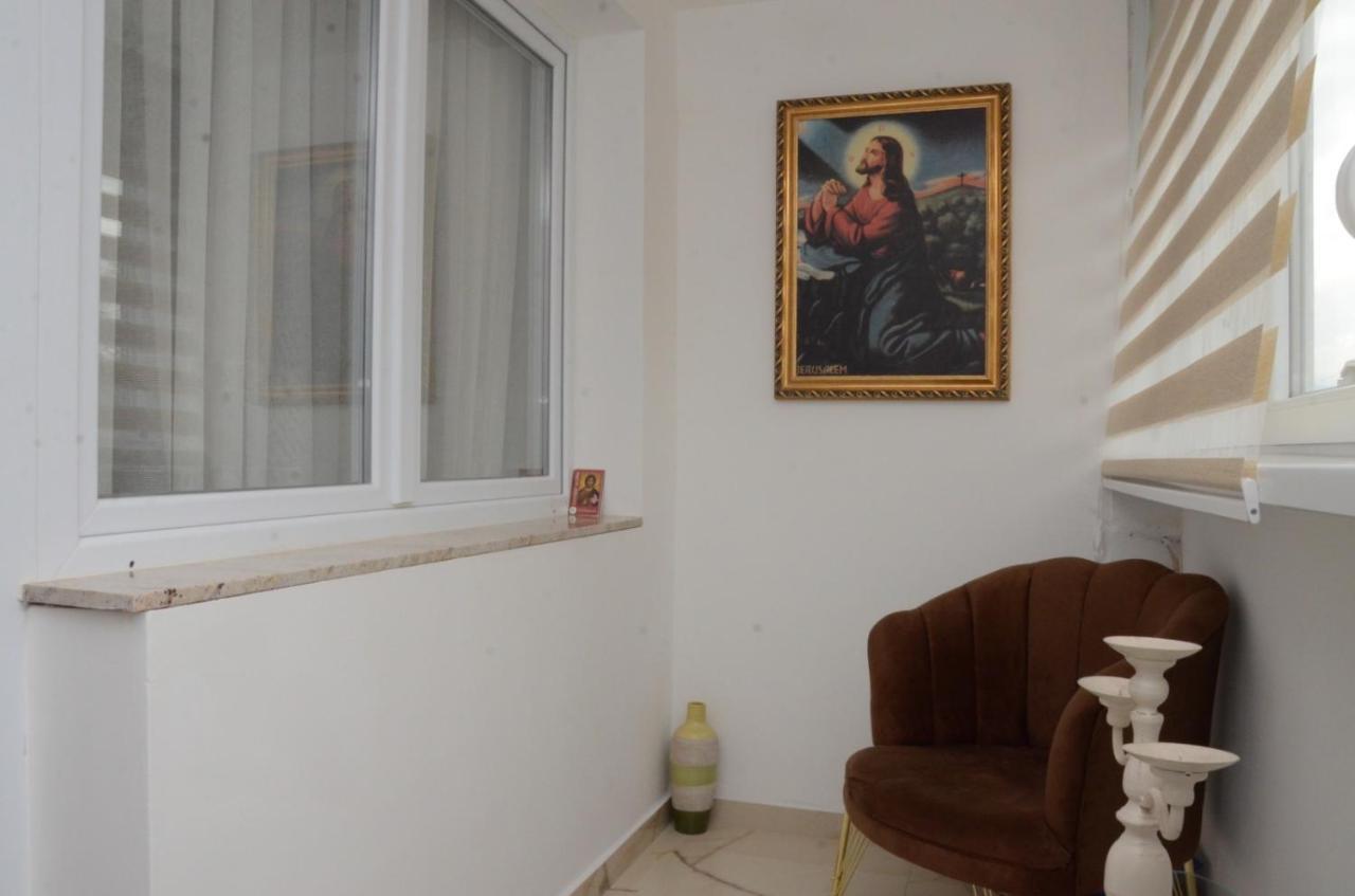 Centar 5 Star Apartment Kraljevo Exterior foto