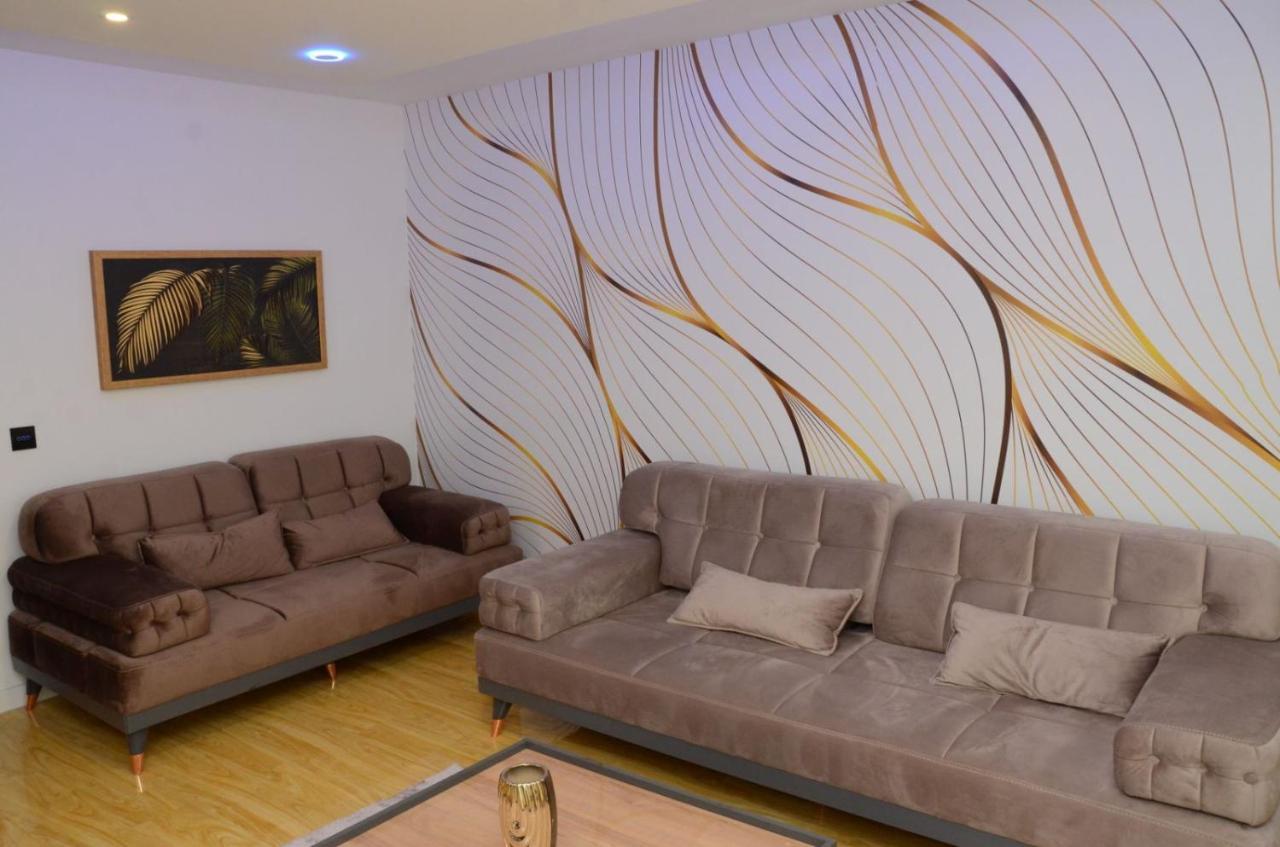 Centar 5 Star Apartment Kraljevo Exterior foto
